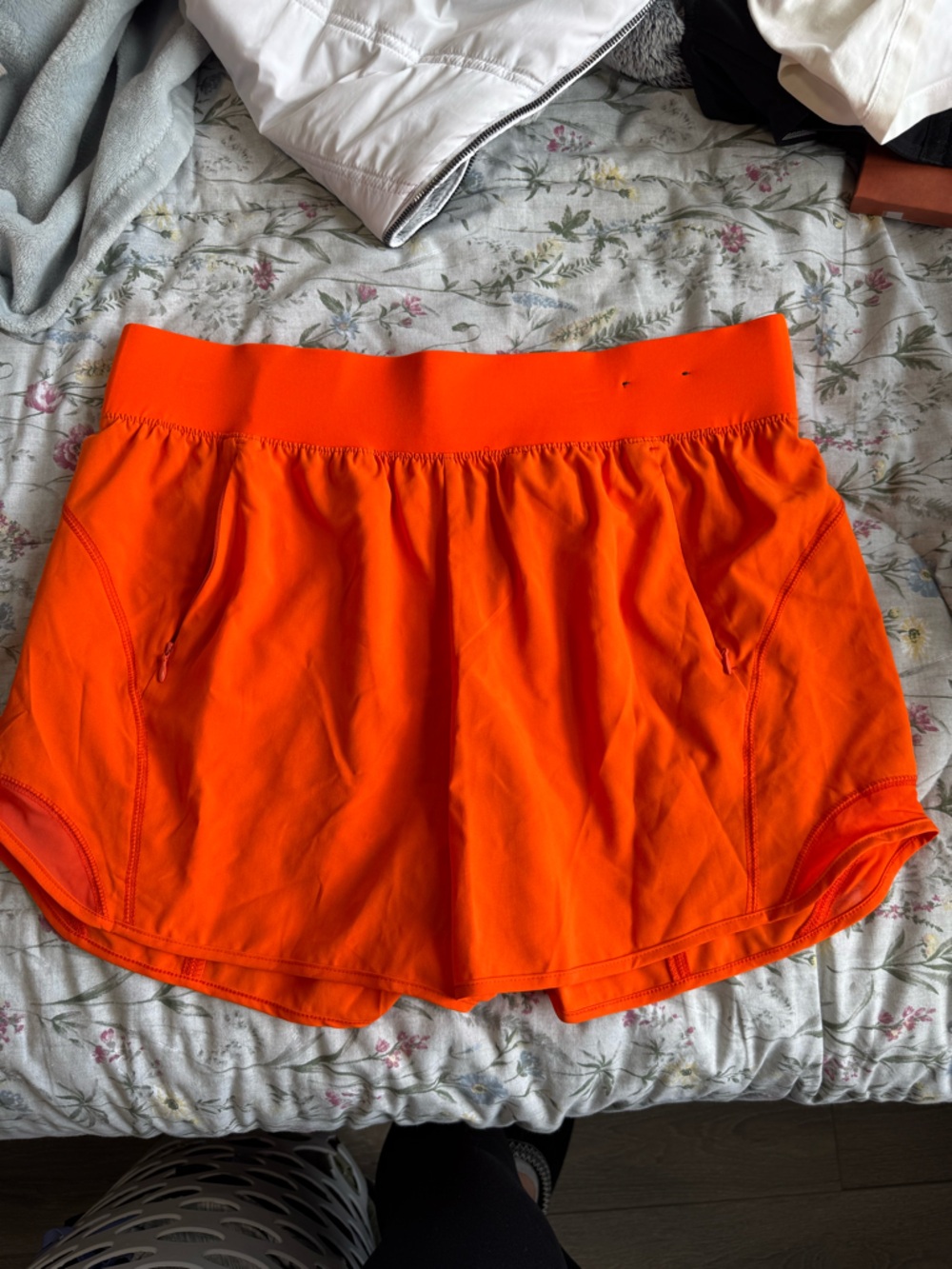 tek gear Orange athletics shorts
